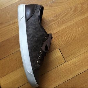 Michael Kors Shoes Monogram Logo Flat Lace Up Brown Size 9 Sneaker Style